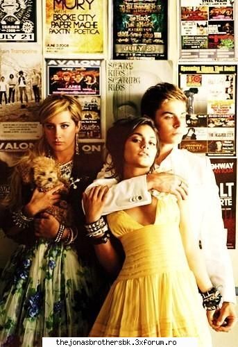 Actorii din High School Musical - tari pozele sa pun si eu cateva - Starurile Disney