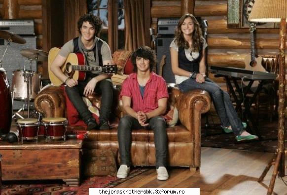Camp rock - si saya...vezi k eu tre sa astept 30 sec intre - Filme