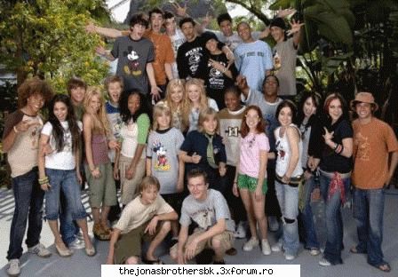 Mai multe vedete Disney - saya - Starurile Disney