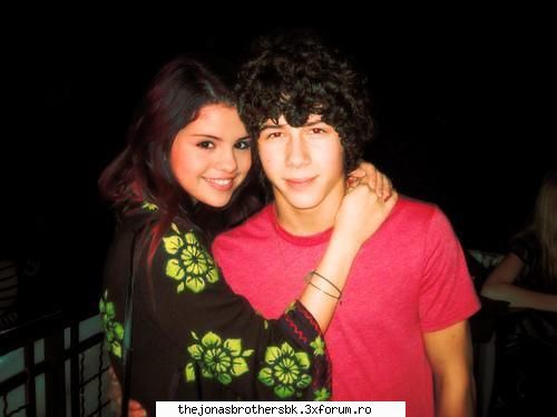 Nick and Selena - lav - Nick
