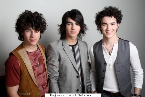Pictures - lav - Jonas Bothers