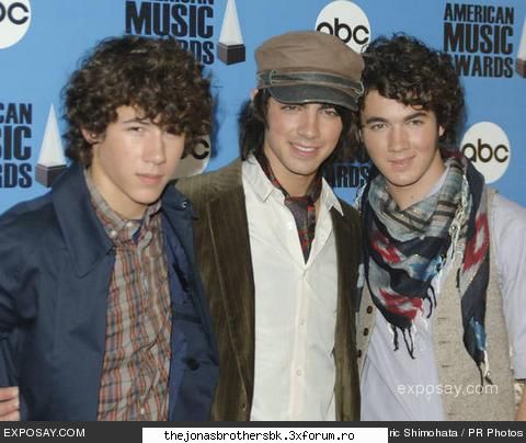 Pictures - lav - Jonas Bothers