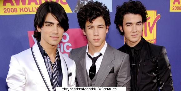Pictures - lav - Jonas Bothers