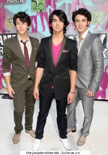 Pictures - saya - Jonas Bothers