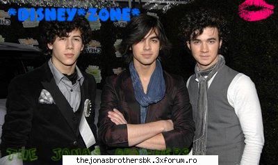 Pictures - lav - Jonas Bothers