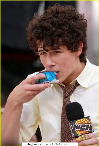 Pictures - lav - Nick