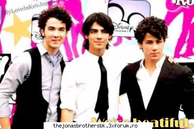 Pictures - lav - Jonas Bothers