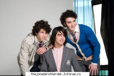 Pictures - lav - Jonas Bothers