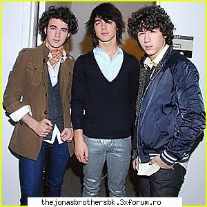 Pictures - lav - Jonas Bothers
