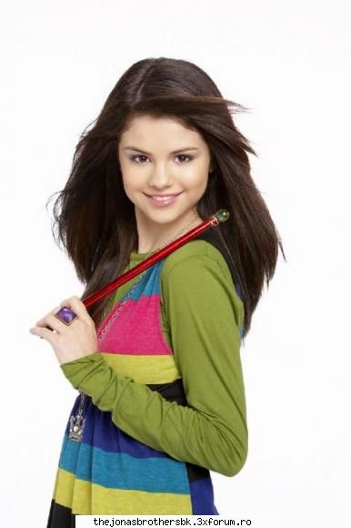 Selena Gomez - lav - Starurile Disney